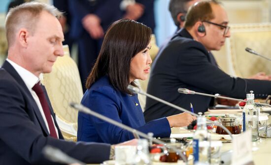 Встреча президента РФ Владимира Путина с руководителями международных информационных агентств