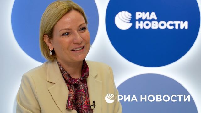 Любимова рассказала, почему российским сценаристам придется научиться шутить по-китайски