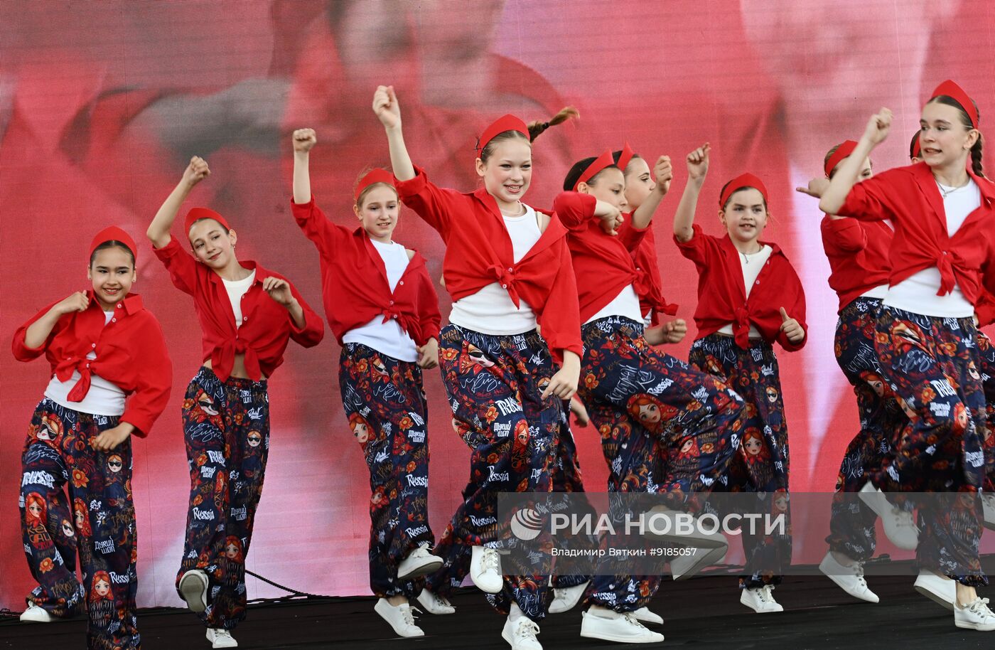 Книжный фестиваль "Красная площадь" в Москве