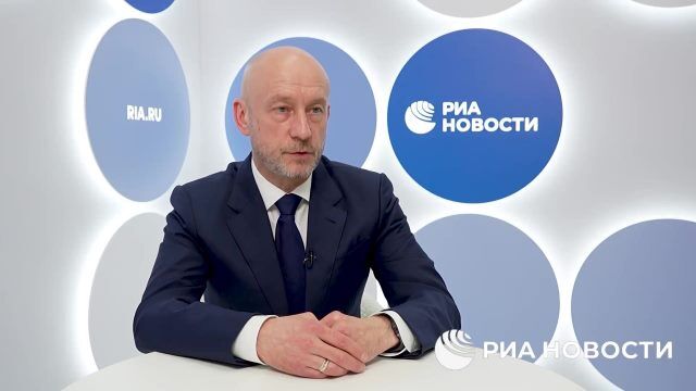 Минпросвещения России не планирует сокращать или увеличивать срок обучения в школах, заявил Желонкин
