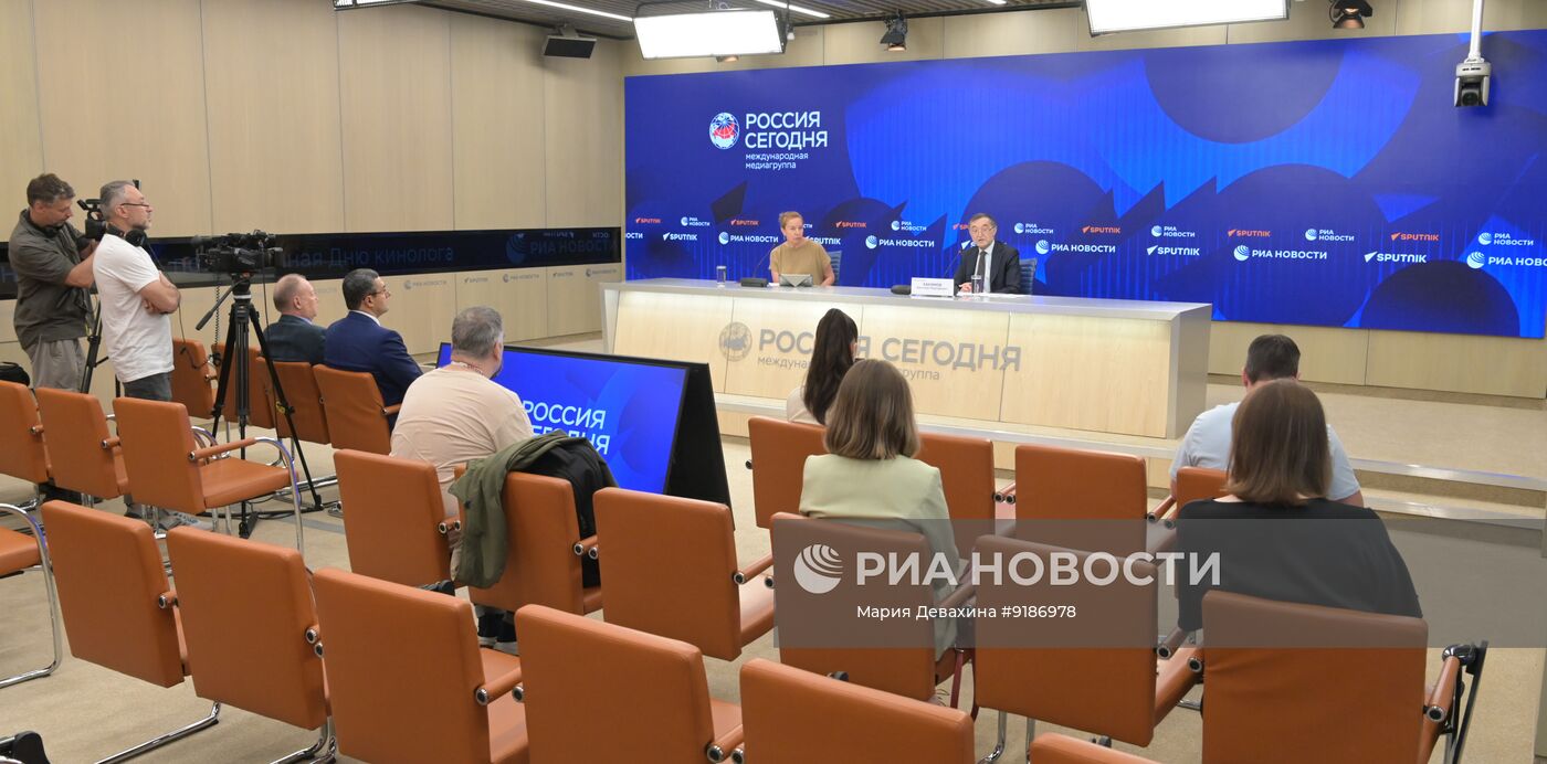 Брифинг Специального представителя Президента РФ по делам ШОС Бахтиера Хакимова