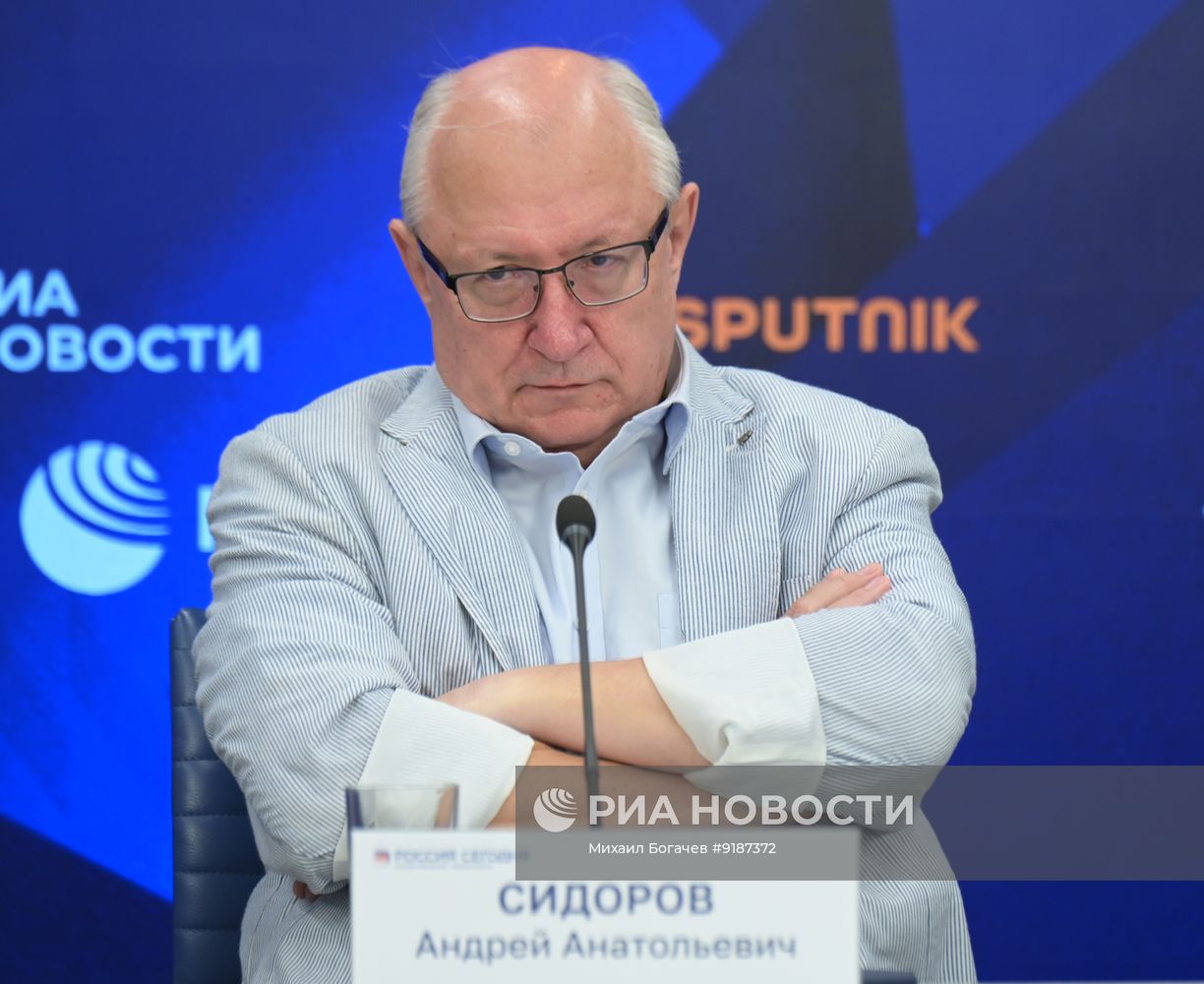 Внешняя политика США в преддверии двойного юбилея