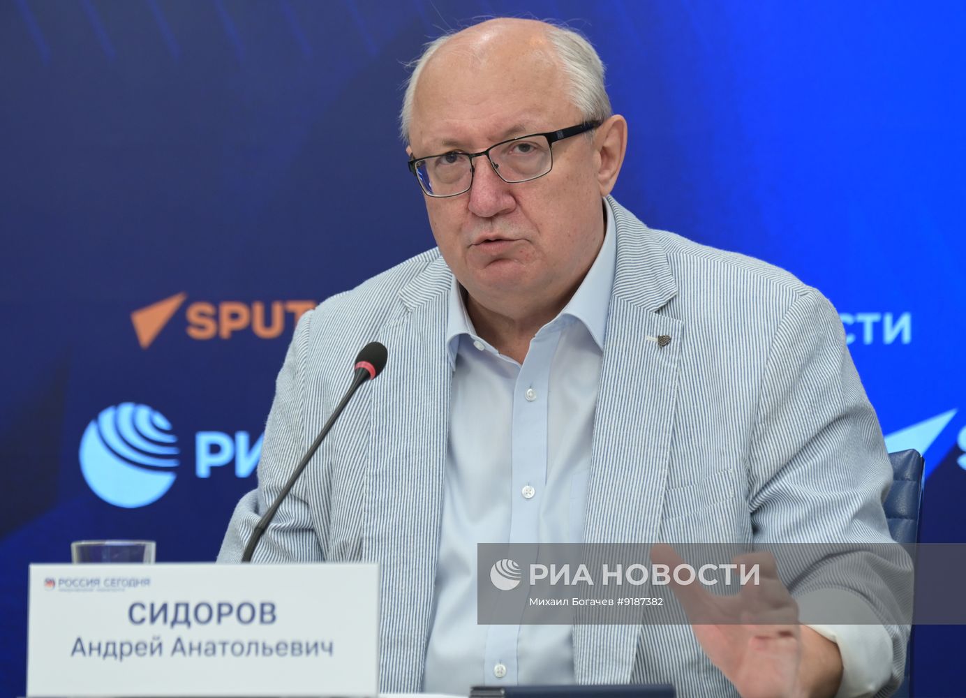 Внешняя политика США в преддверии двойного юбилея