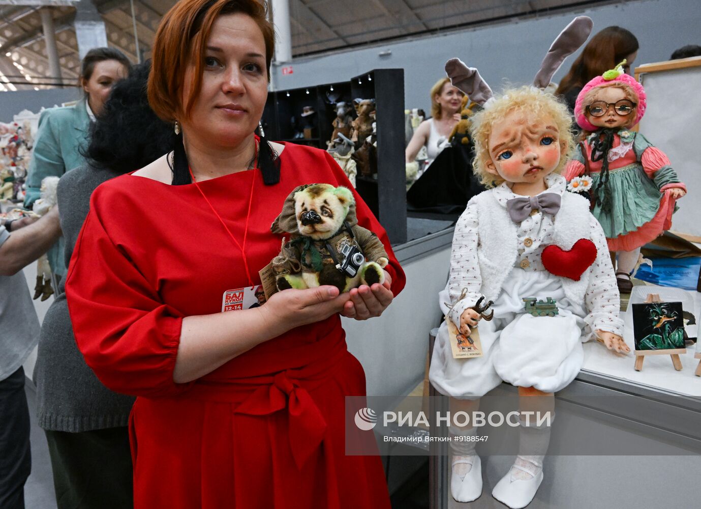 Международный салон авторских кукол на Тишинке