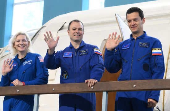 Экзаменационные тренировки экипажей МКС-75 