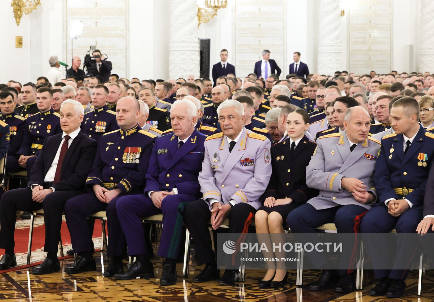 Встреча Владимира Путина с выпускниками вузов силовых ведомств