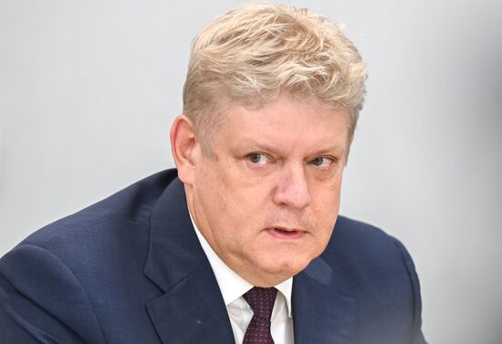 Совещание по вопросу реализации проектов строительства ГЭС и ГРЭС в Сибири
