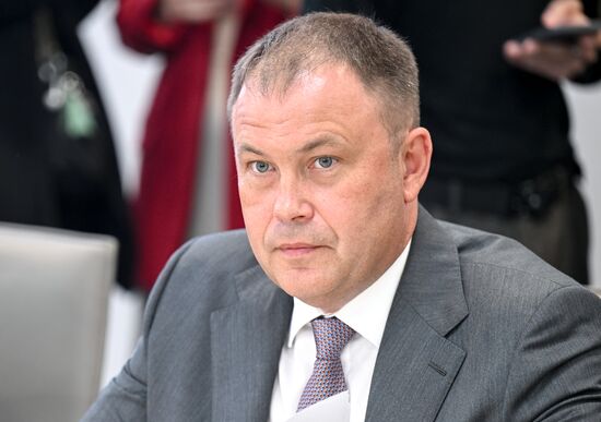 Совещание по вопросу реализации проектов строительства ГЭС и ГРЭС в Сибири