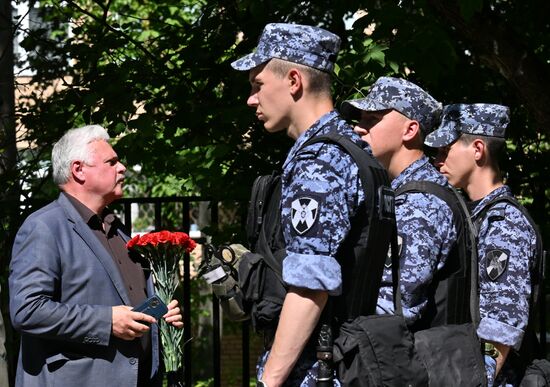 Прощание с бывшим министром обороны РФ Сергеем Ивановым в Москве 