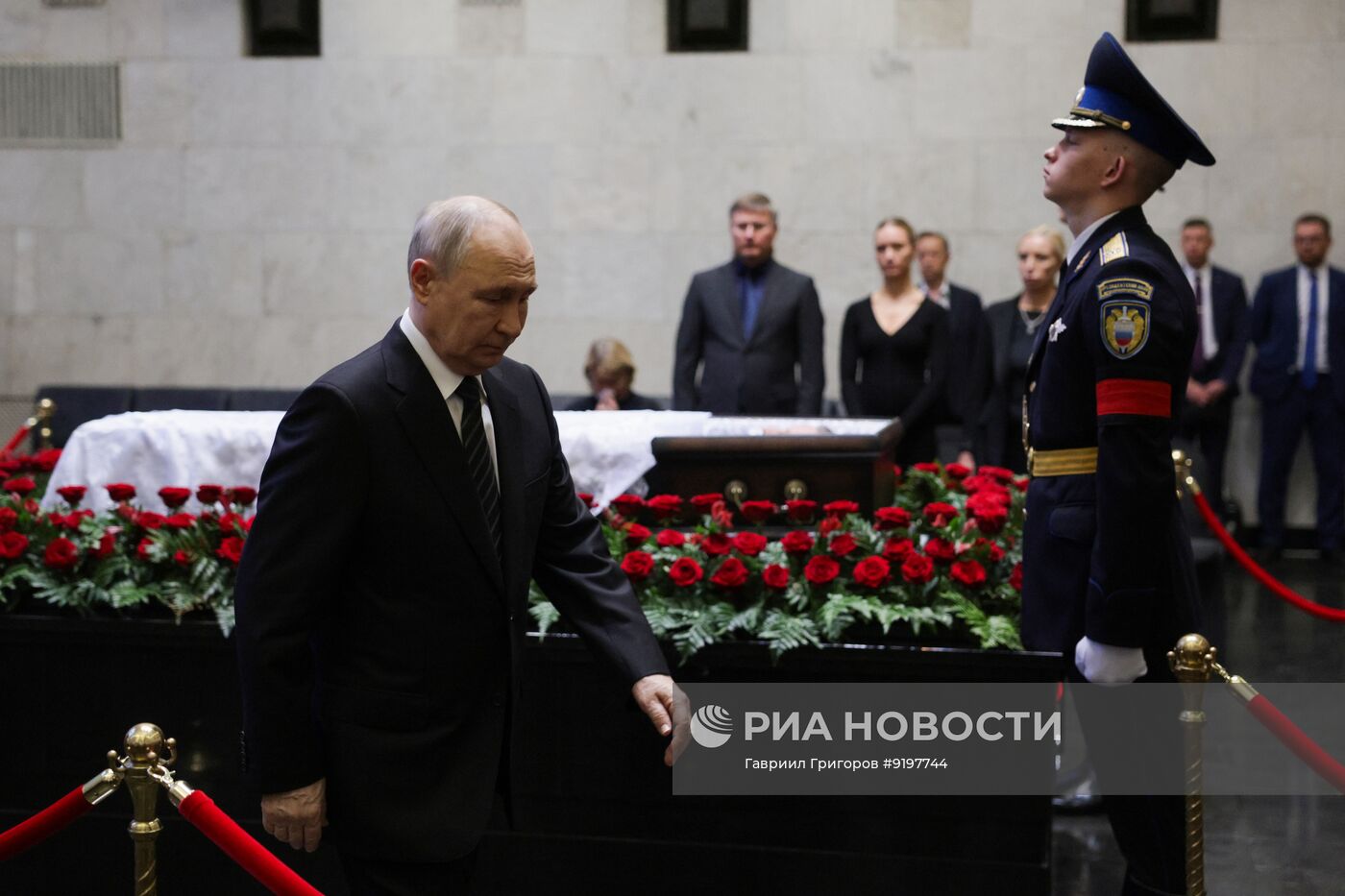 Прощание с бывшим министром обороны РФ Сергеем Ивановым в Москве