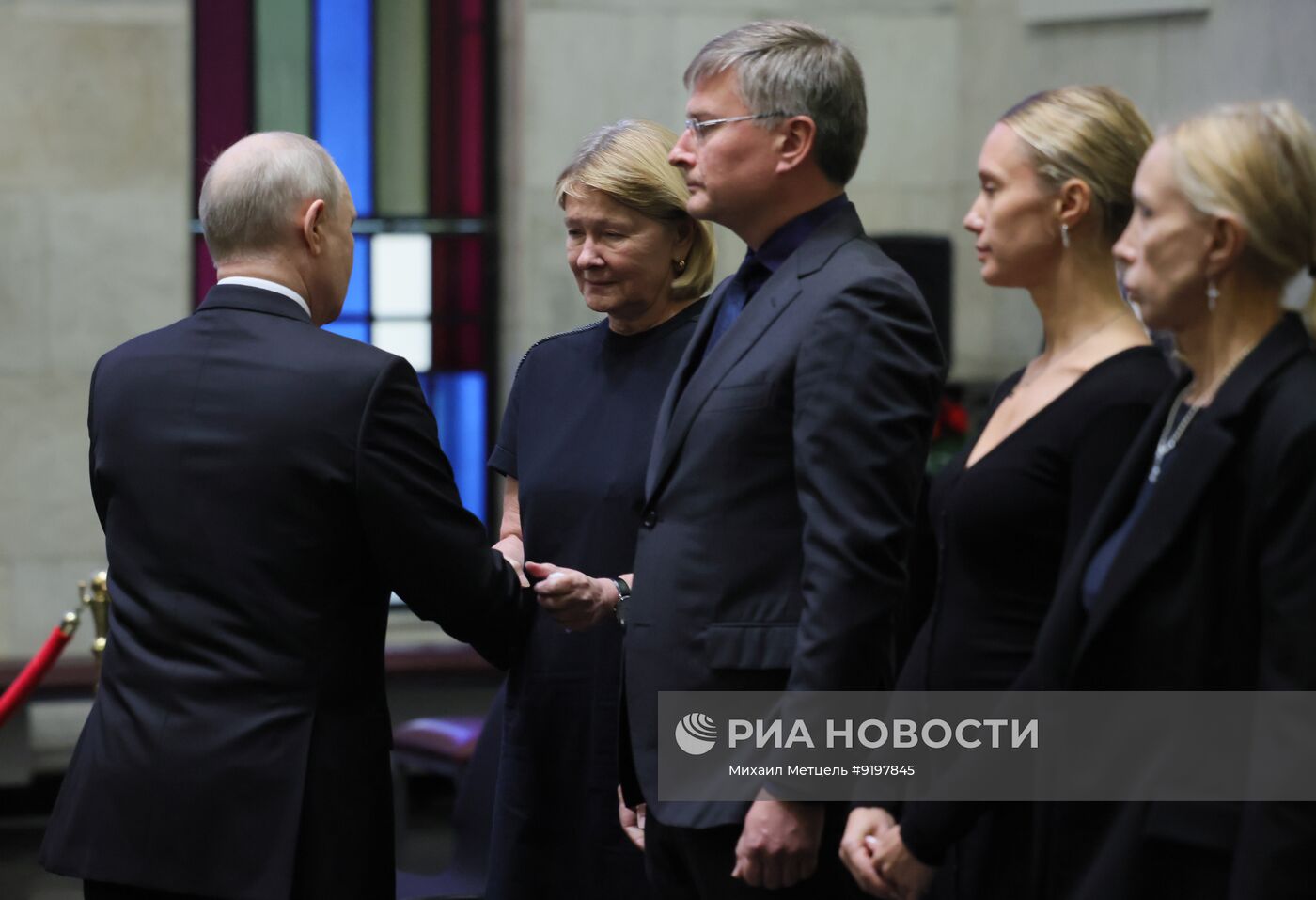Прощание с бывшим министром обороны РФ Сергеем Ивановым в Москве