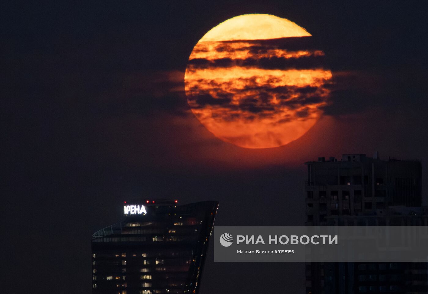 Полнолуние в Москве