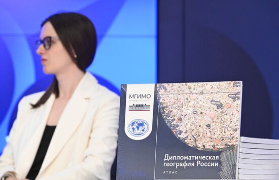 Разворот России на Глобальный Восток и Юг: актуальная дипломатическая география России