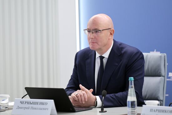 Вице-премьер Д. Чернышенко провел заседание оргкомитета Олимпиады по финбезопасности 
