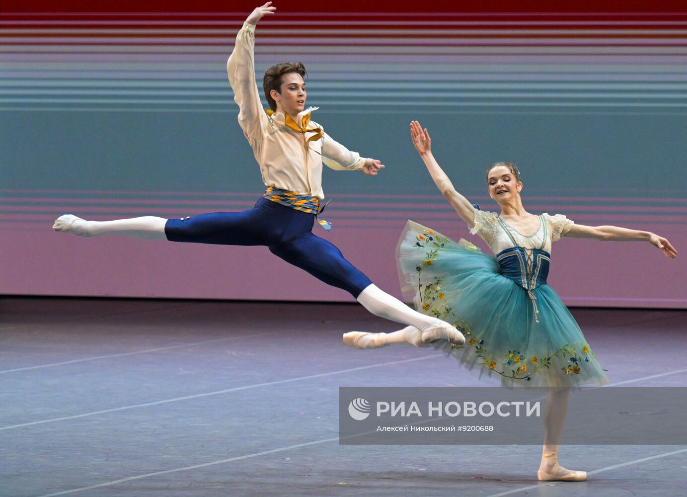 Награждение лауреатов и концерт Международного конкурса артистов балета в Москве