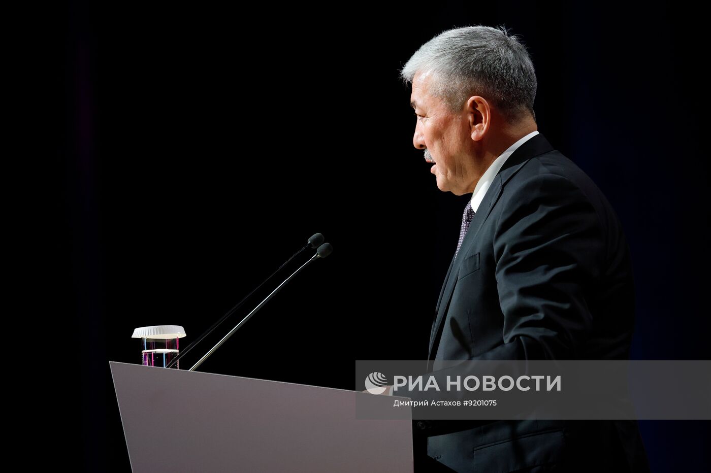 Международная выставка "Иннопром" в Екатеринбурге