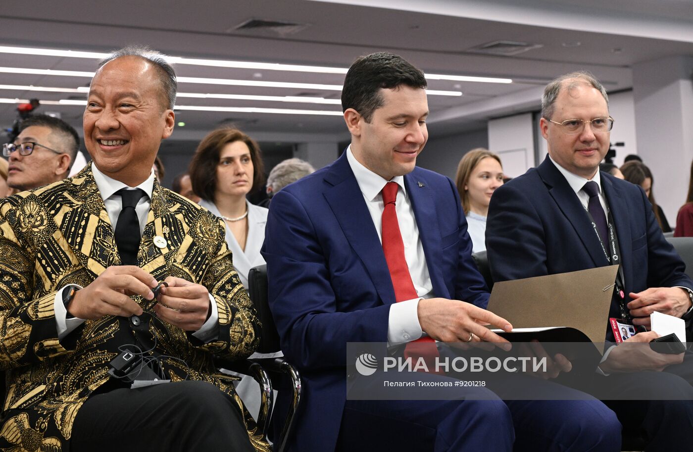 Международная выставка "Иннопром" в Екатеринбурге