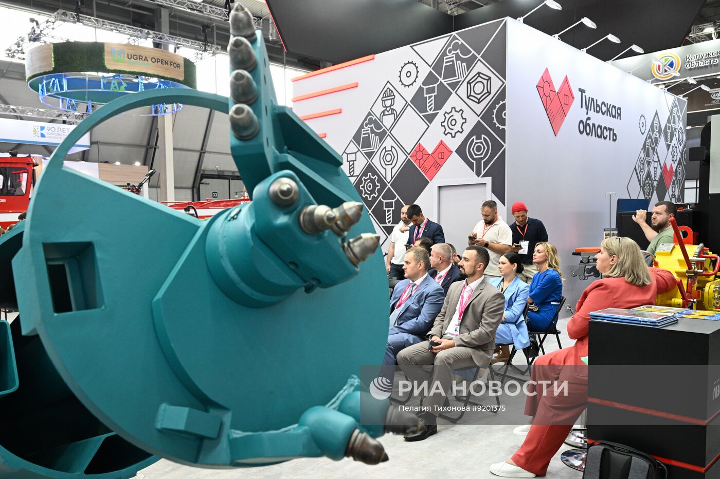 Международная выставка "Иннопром" в Екатеринбурге