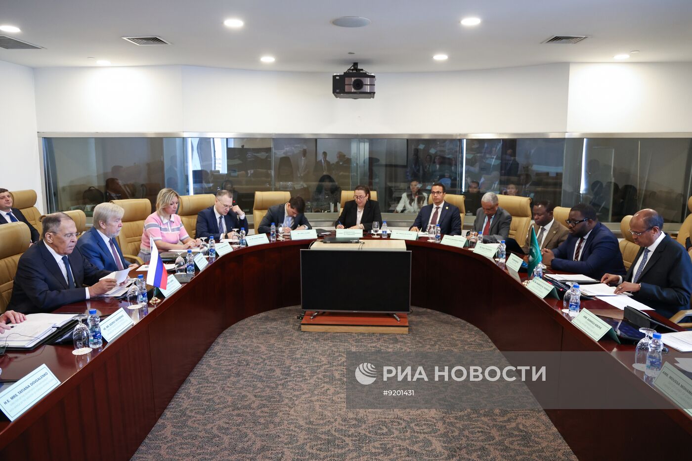 Рабочий визит главы МИД РФ Лаврова в Эфиопию