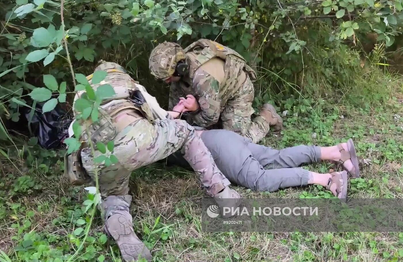 Сотрудники ФСБ РФ предотвратили теракт в отношении военнослужащих Минобороны