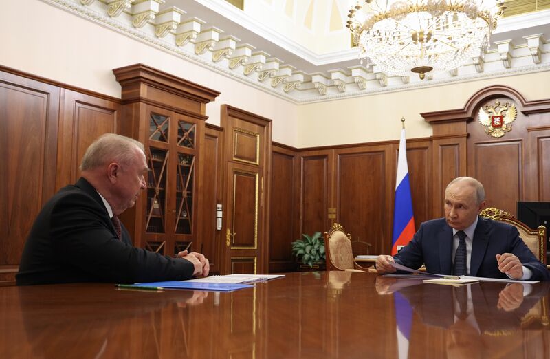 Президент Владимир Путин встретился с главой ТПП Сергеем Катыриным