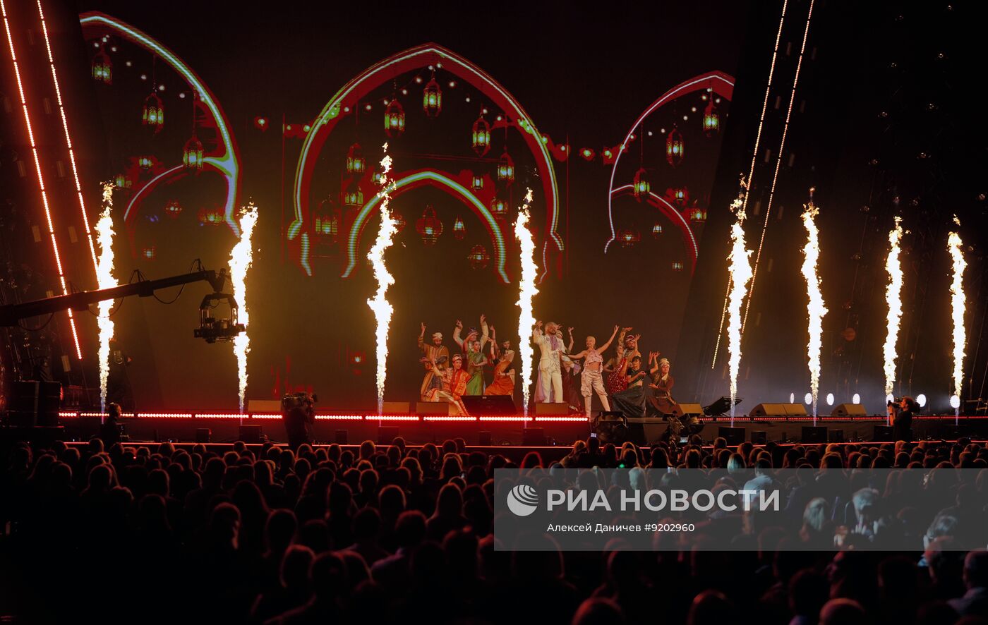 Концерт "Звёзды Русского Радио" в Санкт-Петербурге