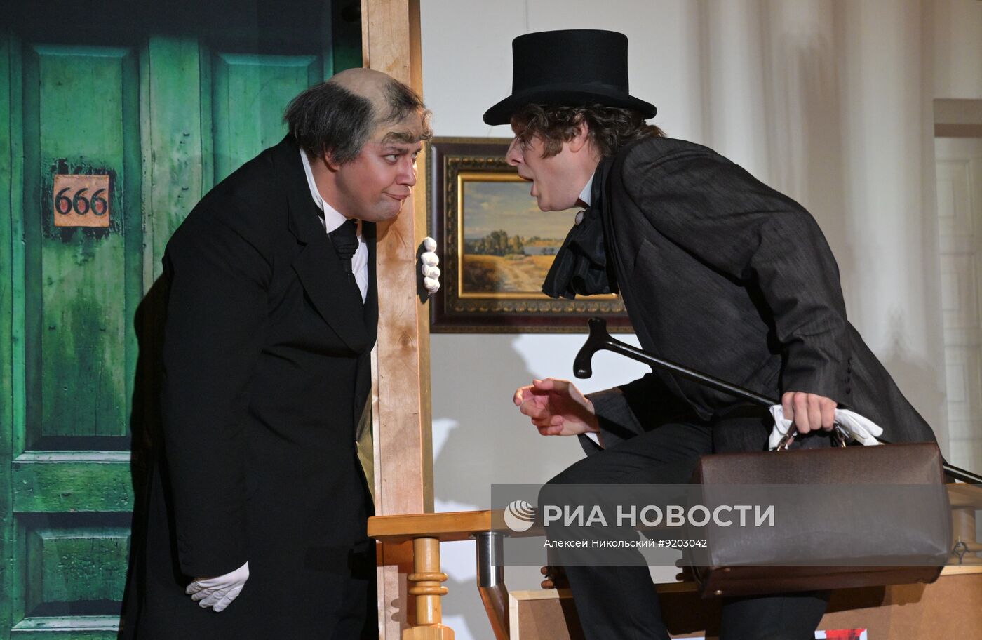 Премьера спектакля "Странная история доктора Джекилла и мистера Хайда" в Москве