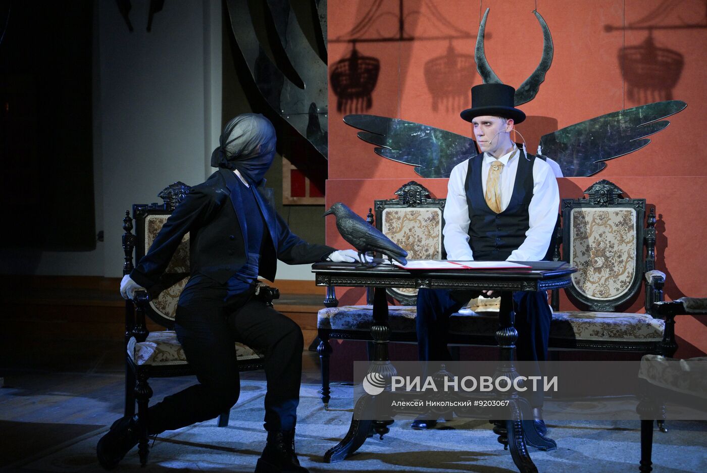 Премьера спектакля "Странная история доктора Джекилла и мистера Хайда"