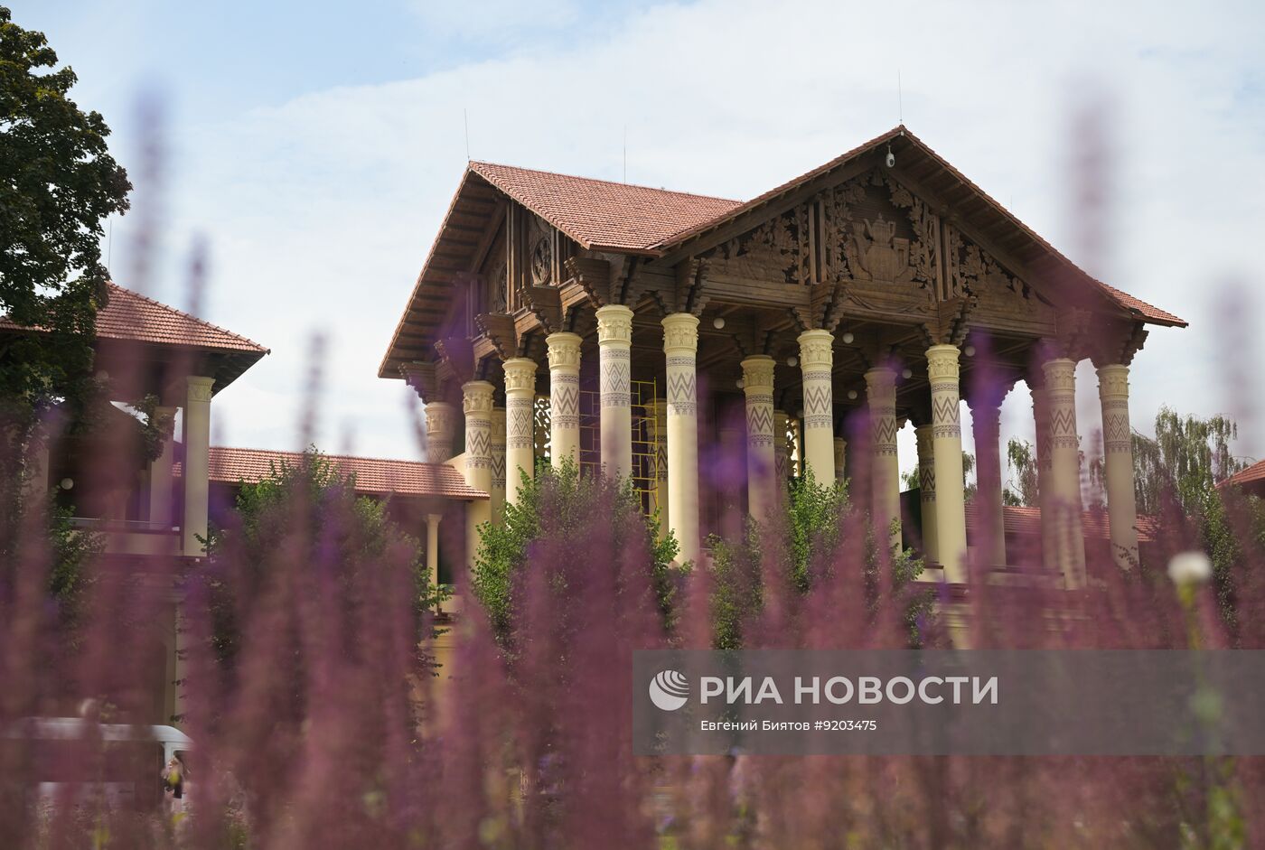 Реставрация кафе "Лето" и ресторана "Золотой колос" на ВДНХ