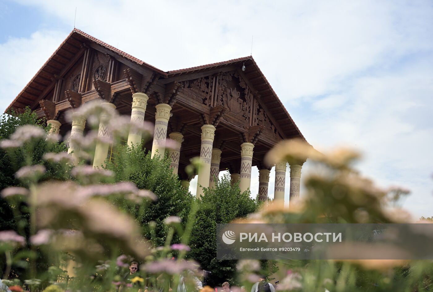 Реставрация кафе "Лето" и ресторана "Золотой колос" на ВДНХ