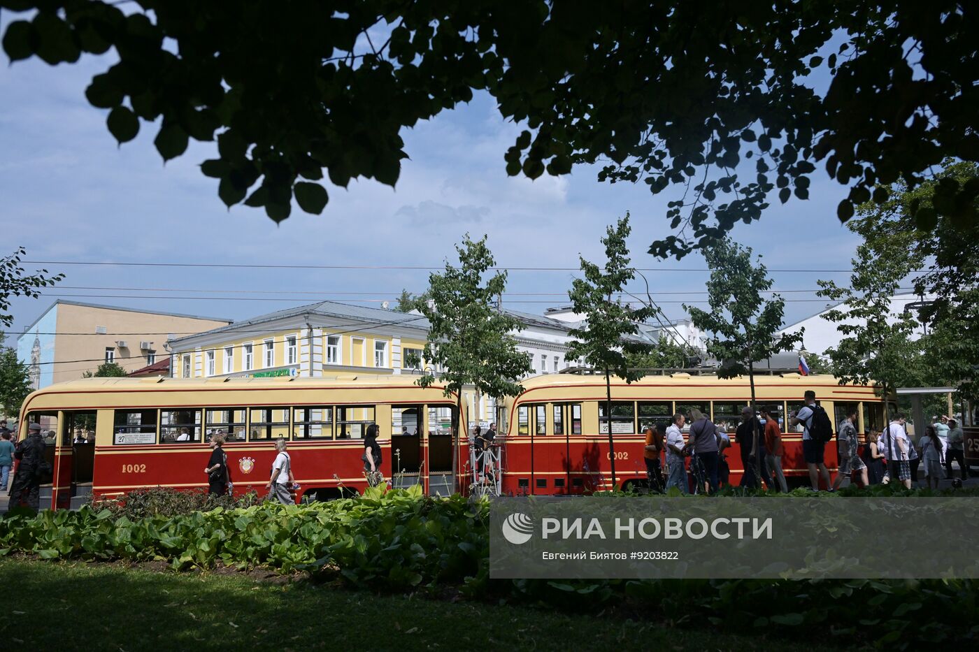 Парад ретротранспорта в Москве