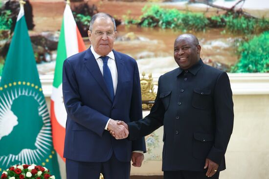 Рабочий визит министра иностранных дел РФ Лаврова в Бурунди