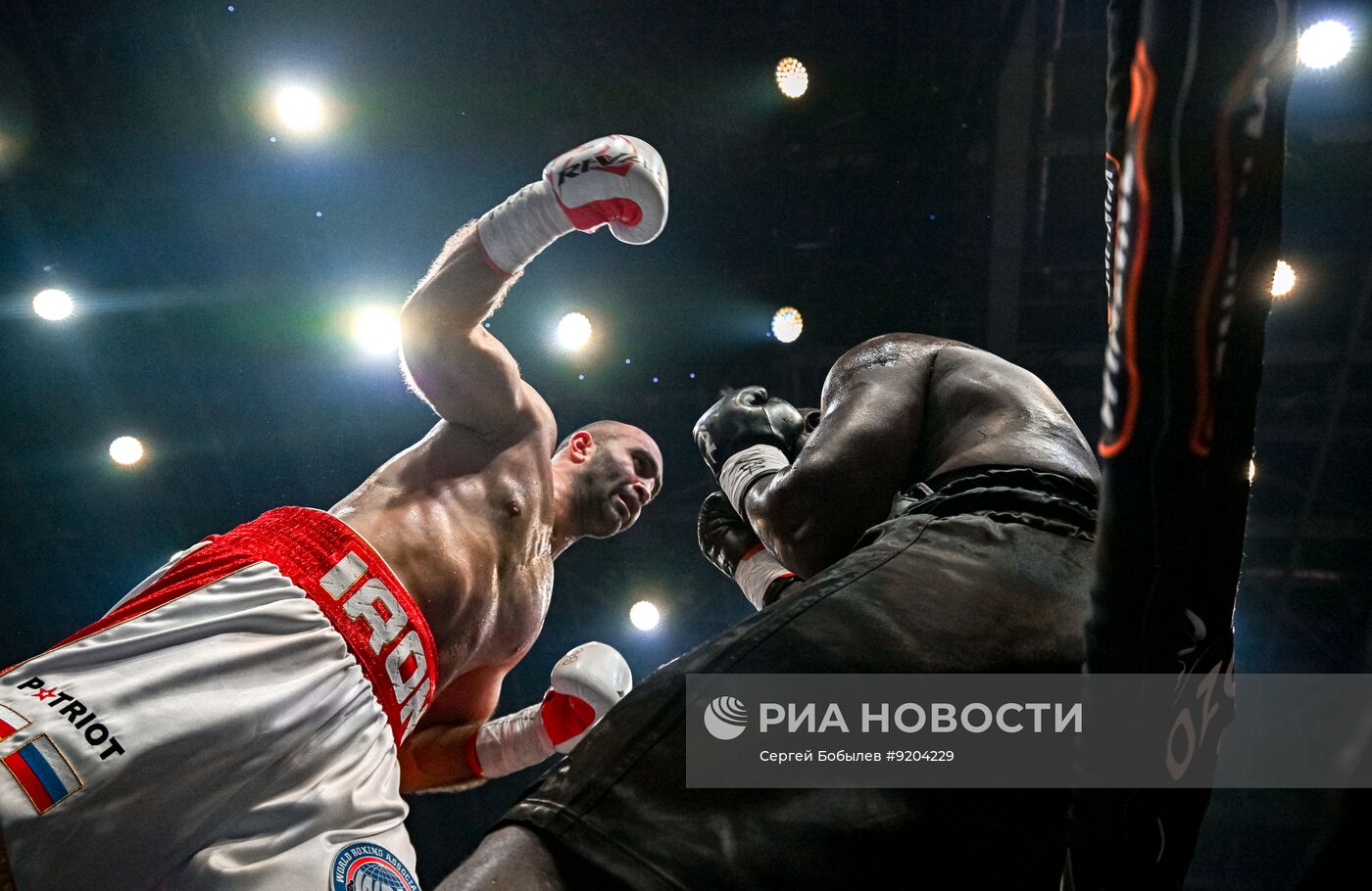 Вечер мирового бокса в Москве