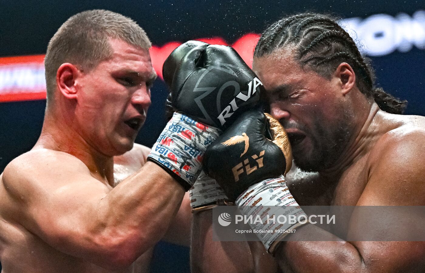 Вечер мирового бокса в Москве