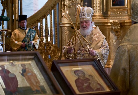 Патриаршее служение в День святых апостолов Петра и Павла в Санкт-Петербурге