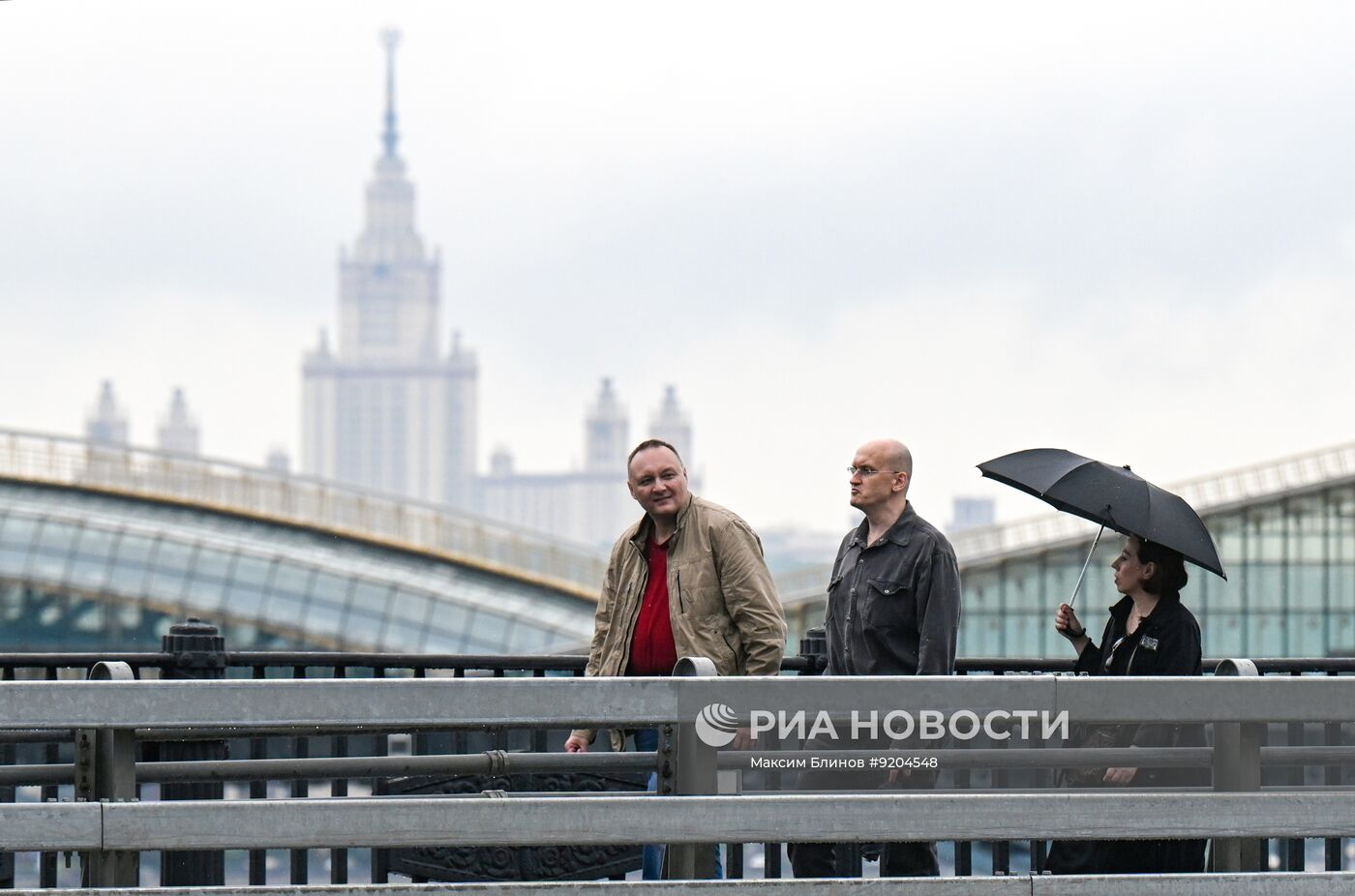Дождь в Москве