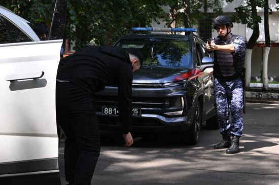 Служебная подготовка сотрудников вневедомственной охраны Росгвардии в Москве
