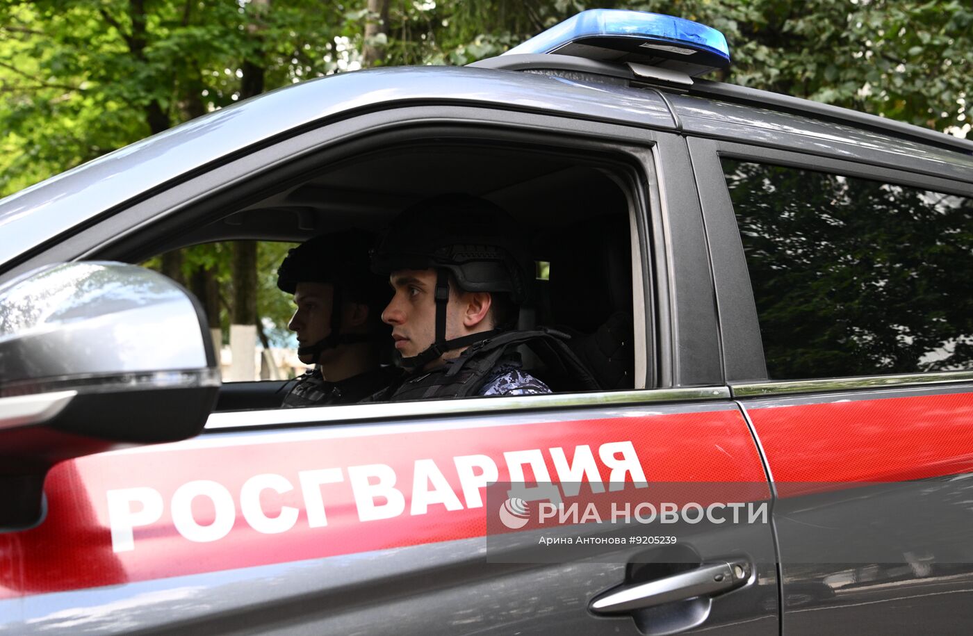 Служебная подготовка сотрудников вневедомственной охраны Росгвардии в Москве