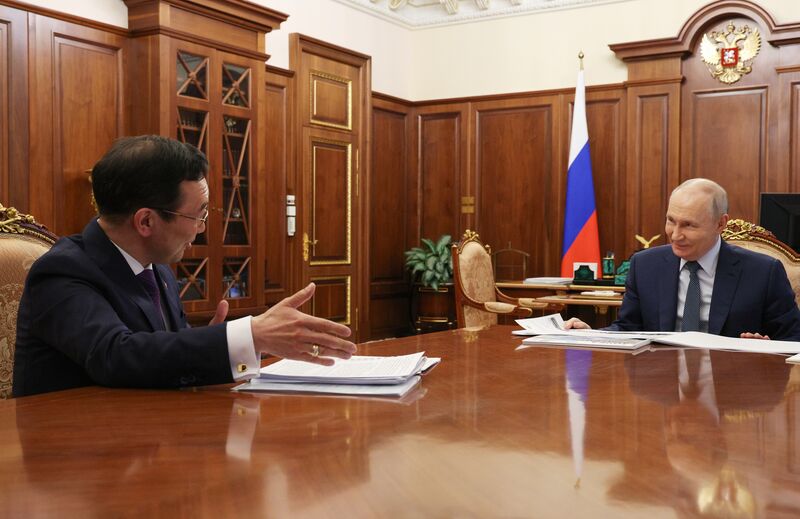 Президент Владимир Путин встретился с главой Якутии Айсеном Николаевым
