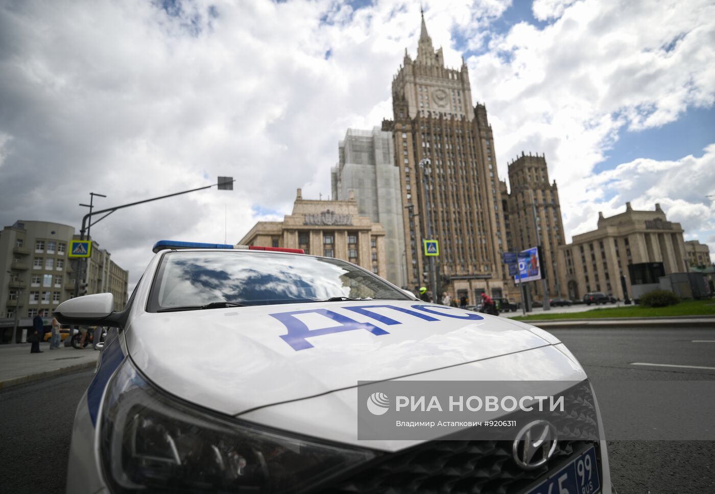 Рейд по проверке таксистов Москвы на наличие аттестации