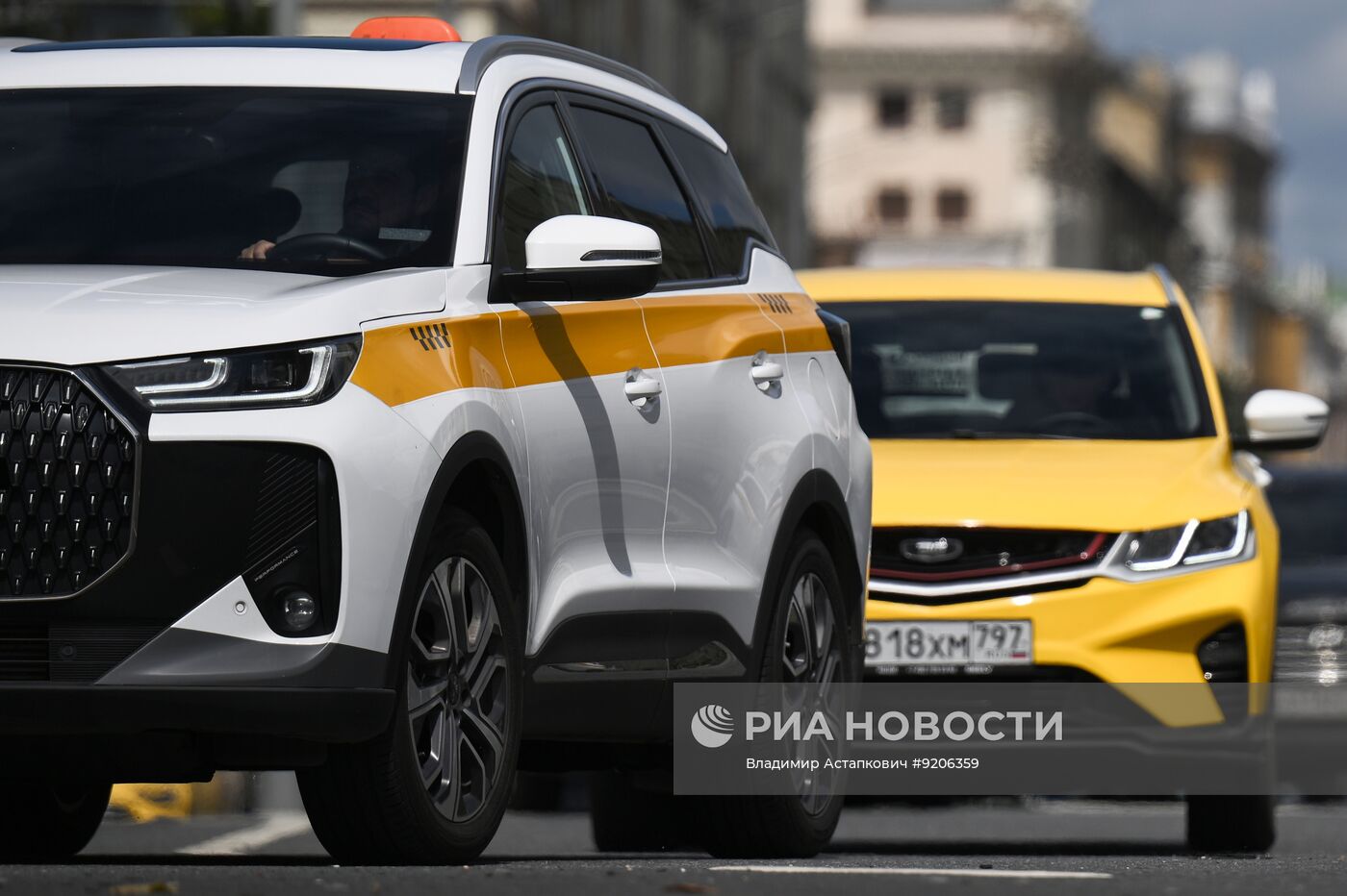 Рейд по проверке таксистов Москвы на наличие аттестации