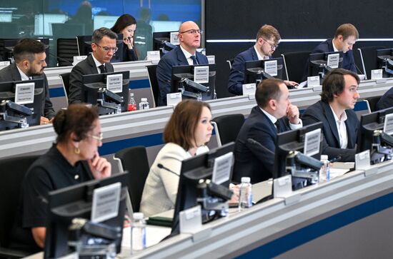 Вице-премьер Дмитрий Чернышенко провёл совещание по реализации проектов создания кампусов мирового уровня