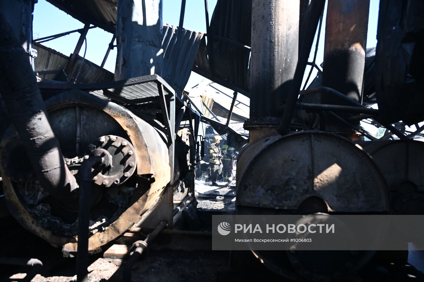 В подмосковных Бронницах ликвидируют пожар в промзоне
