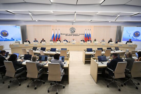 ЦИК зарегистрировала кандидатов в депутаты Госдумы от КПРФ