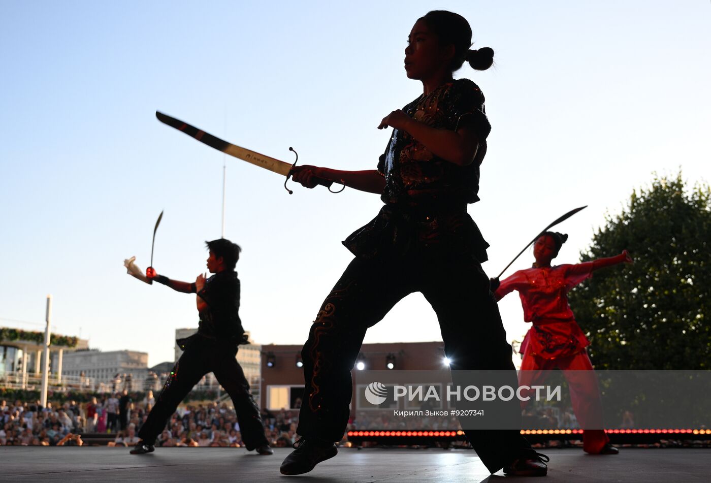 Китайское представление "Дух боевых искусств – в сердце, культура – в движении" в Москве