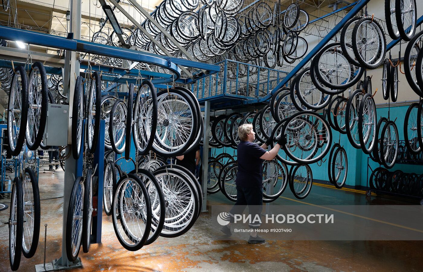 Работа Жуковского веломотозавода "Веломоторс"