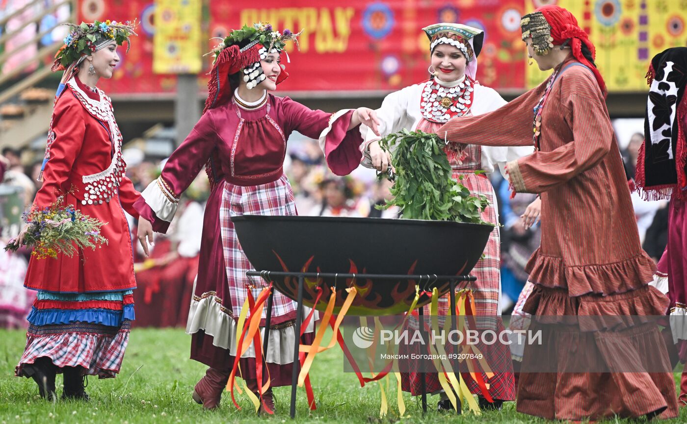 Фестиваль культуры кряшен "Питрау" в Татарстане
