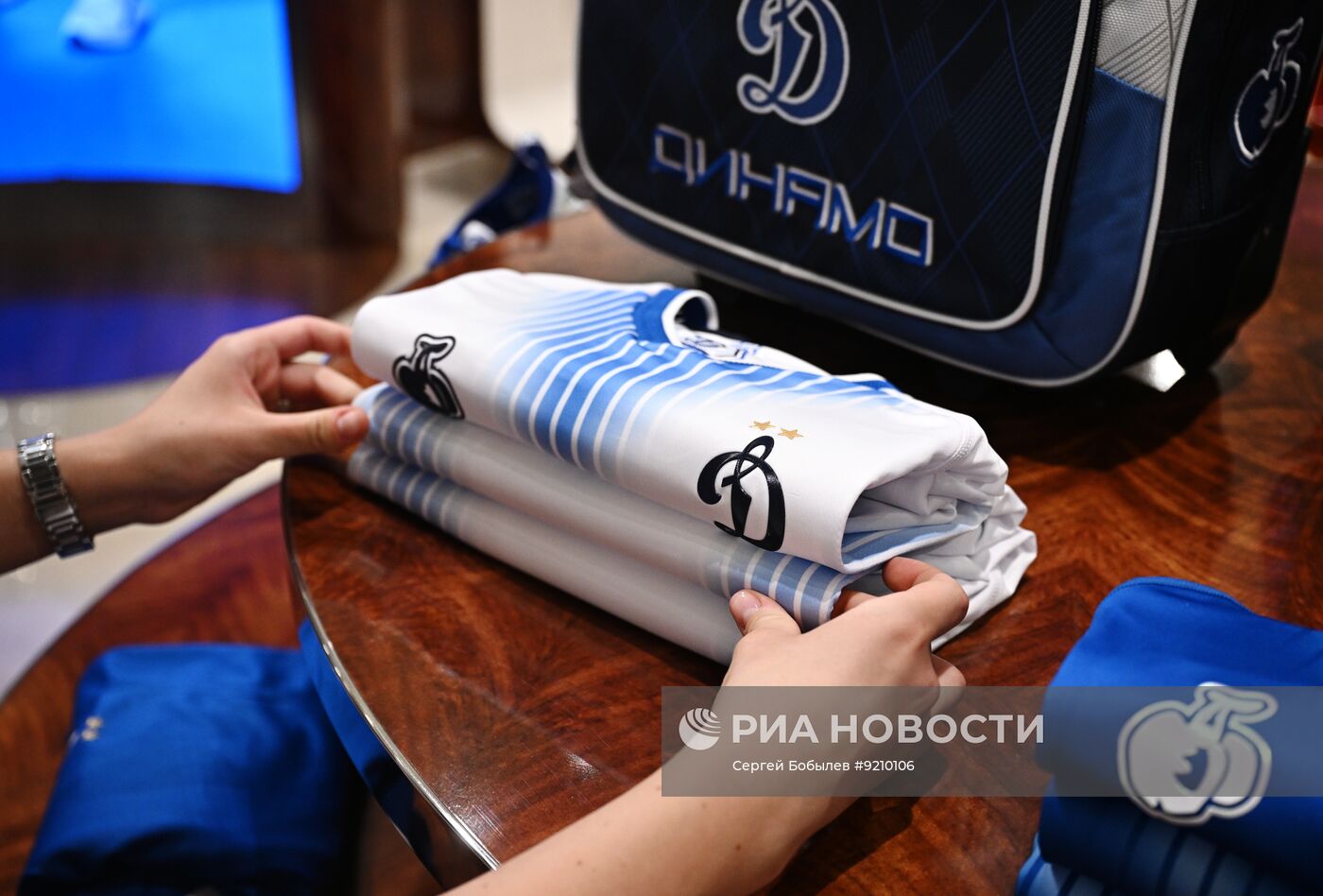 Презентация новой формы ФК "Динамо" (Москва)