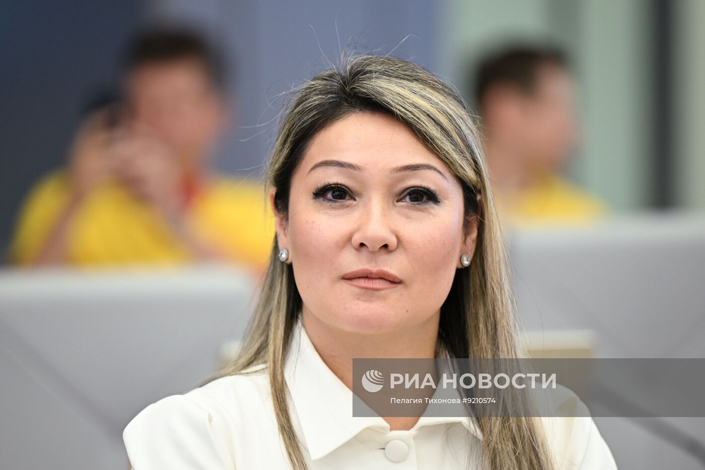 ЦИК зарегистрировала кандидатов в депутаты Госдумы от партии "Справедливая Россия"