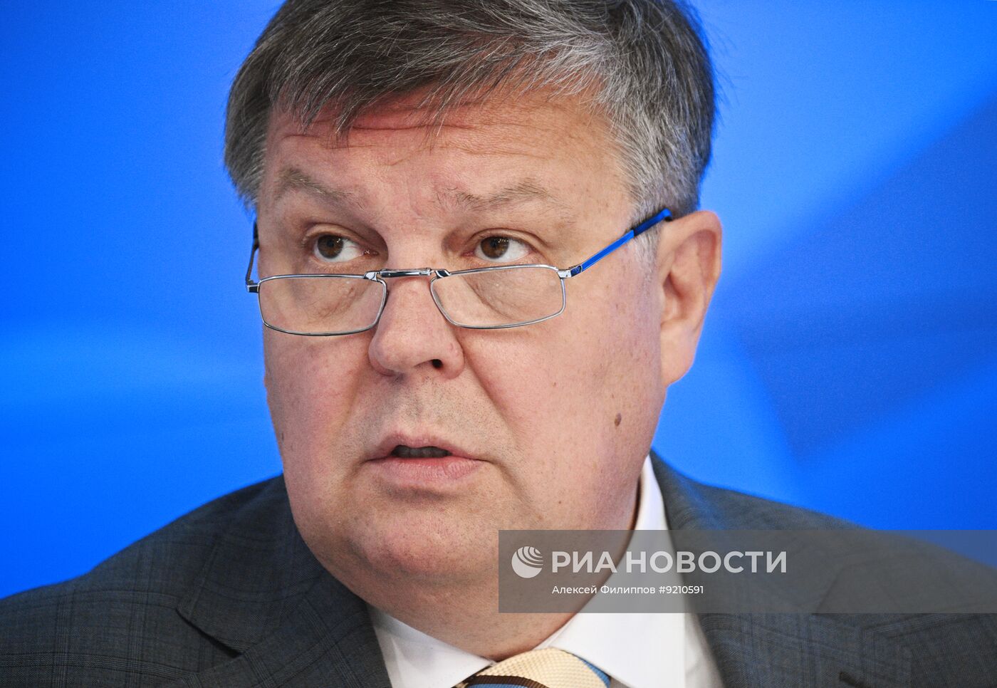 Круглый стол "Спортивный суверенитет и олимпийское будущее России" в Москве